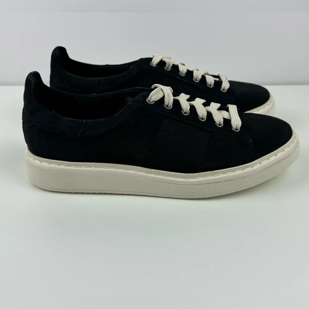OTBT “Normcore” Women’s Sneakers size 10, Black, New‎ in Box (No Lid)